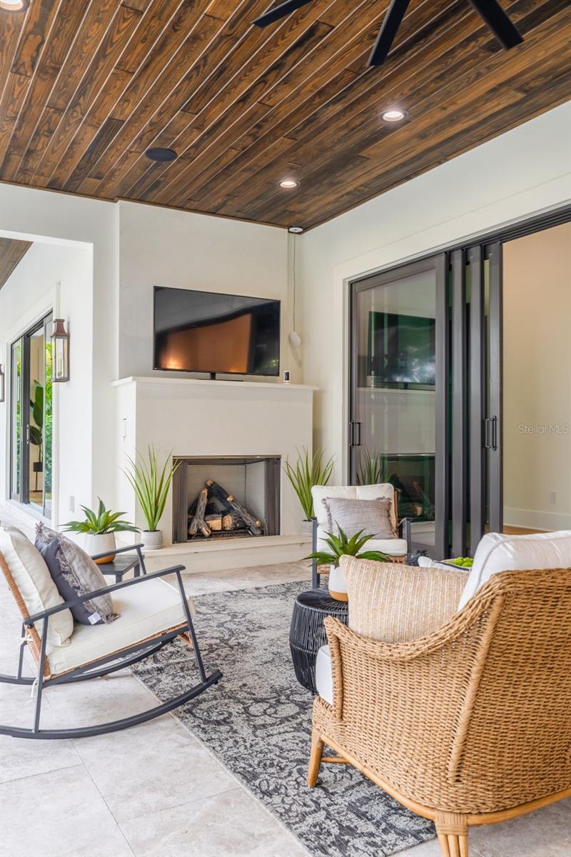 TB8476983 Property Photo