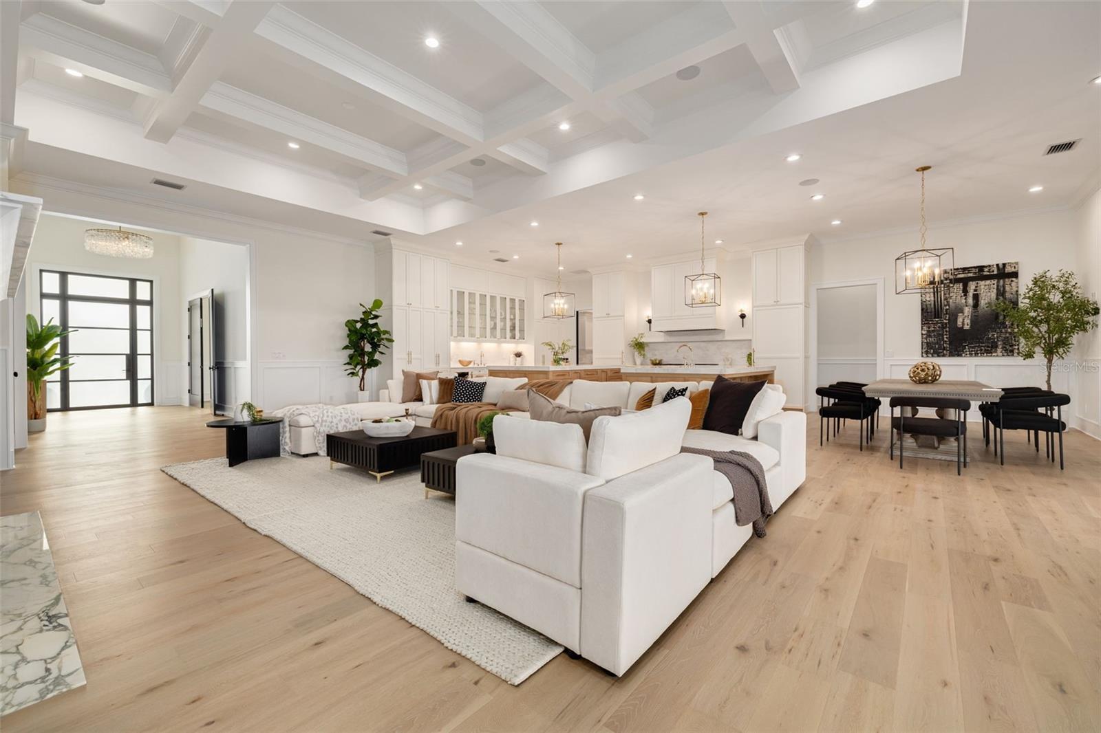 TB8476983 Property Photo