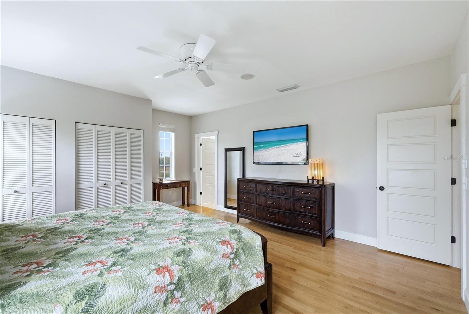 D6146199 Property Photo