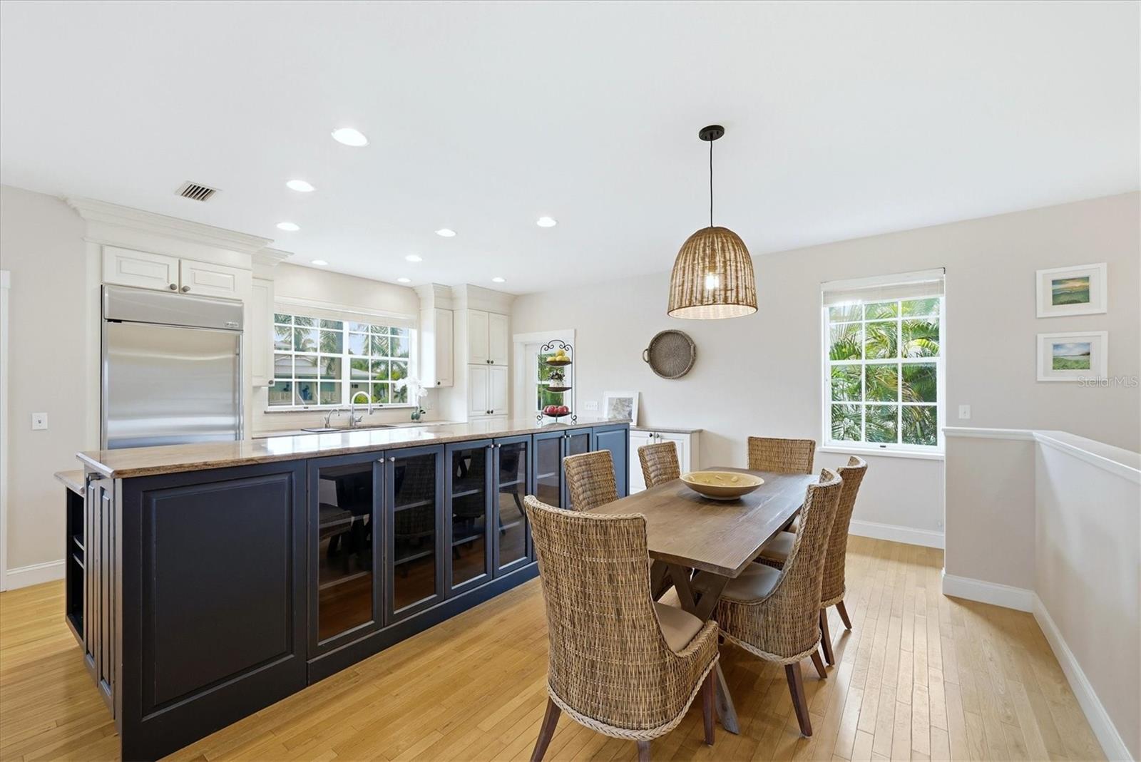 D6146199 Property Photo