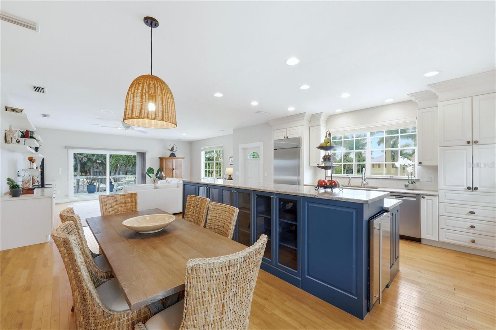 D6146199 Property Photo