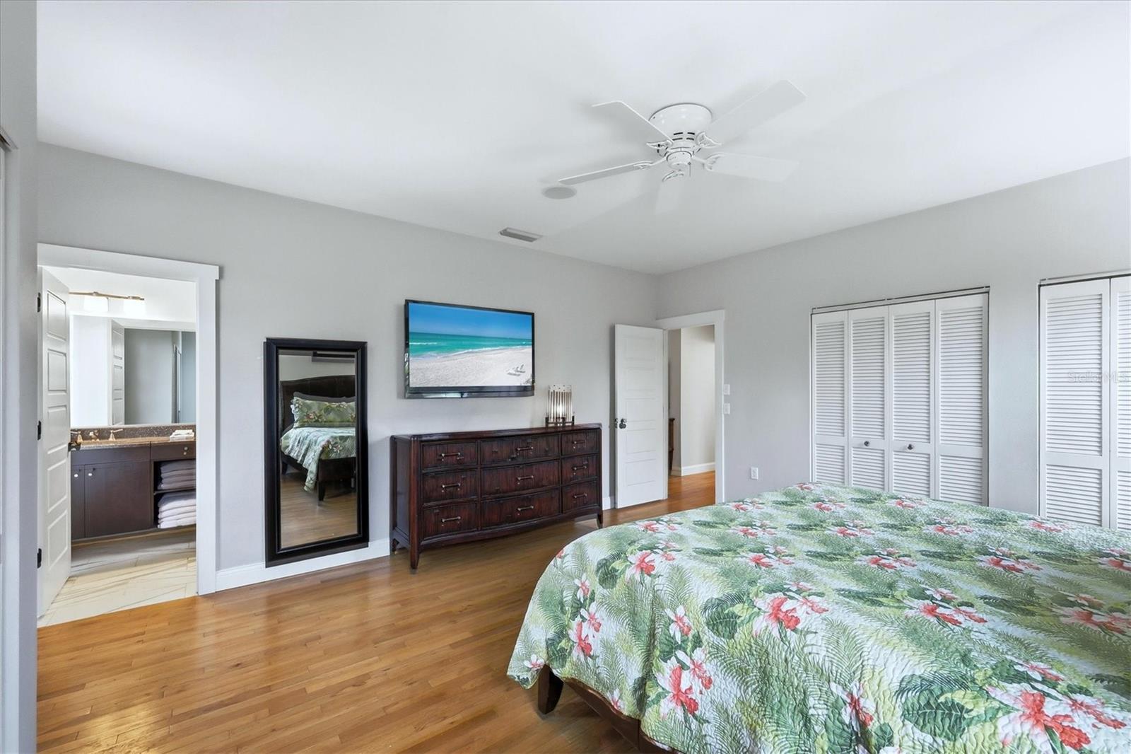 D6146199 Property Photo