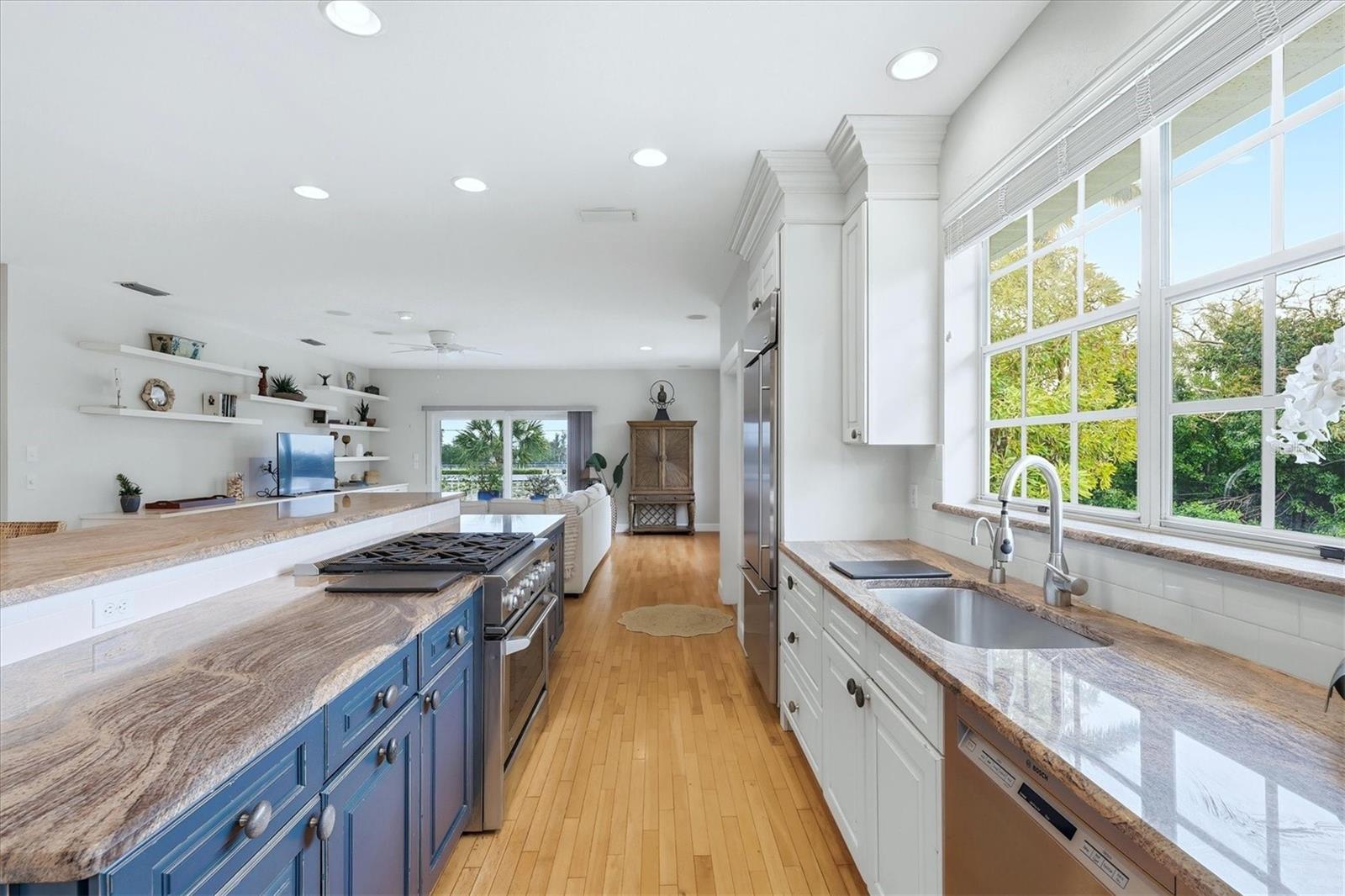 D6146199 Property Photo