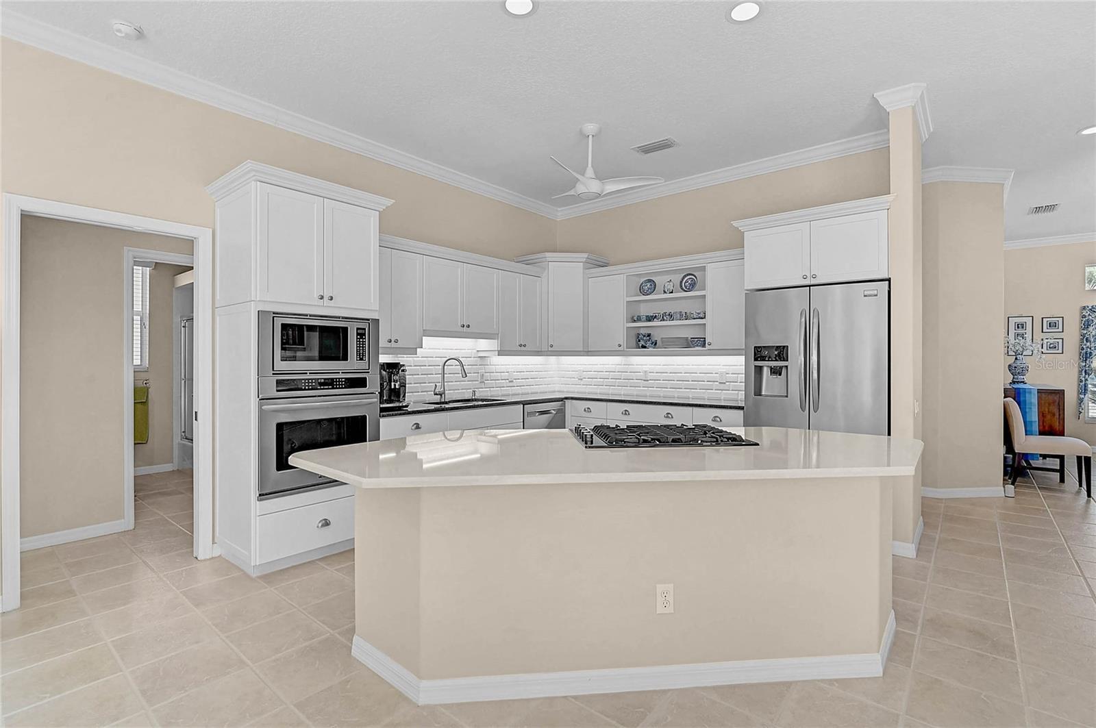 2187 MUSKOGEE TRL, NOKOMIS, FL, 34275