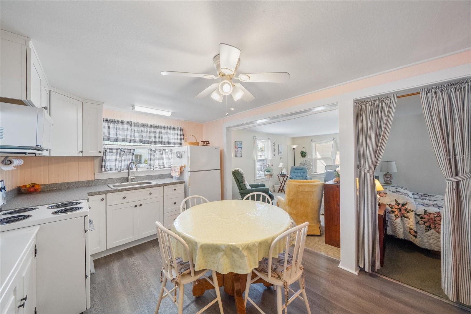 A4682832 Property Photo