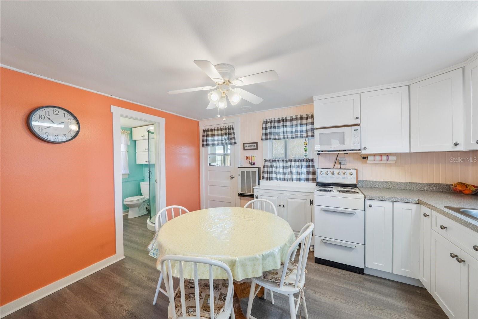 A4682832 Property Photo