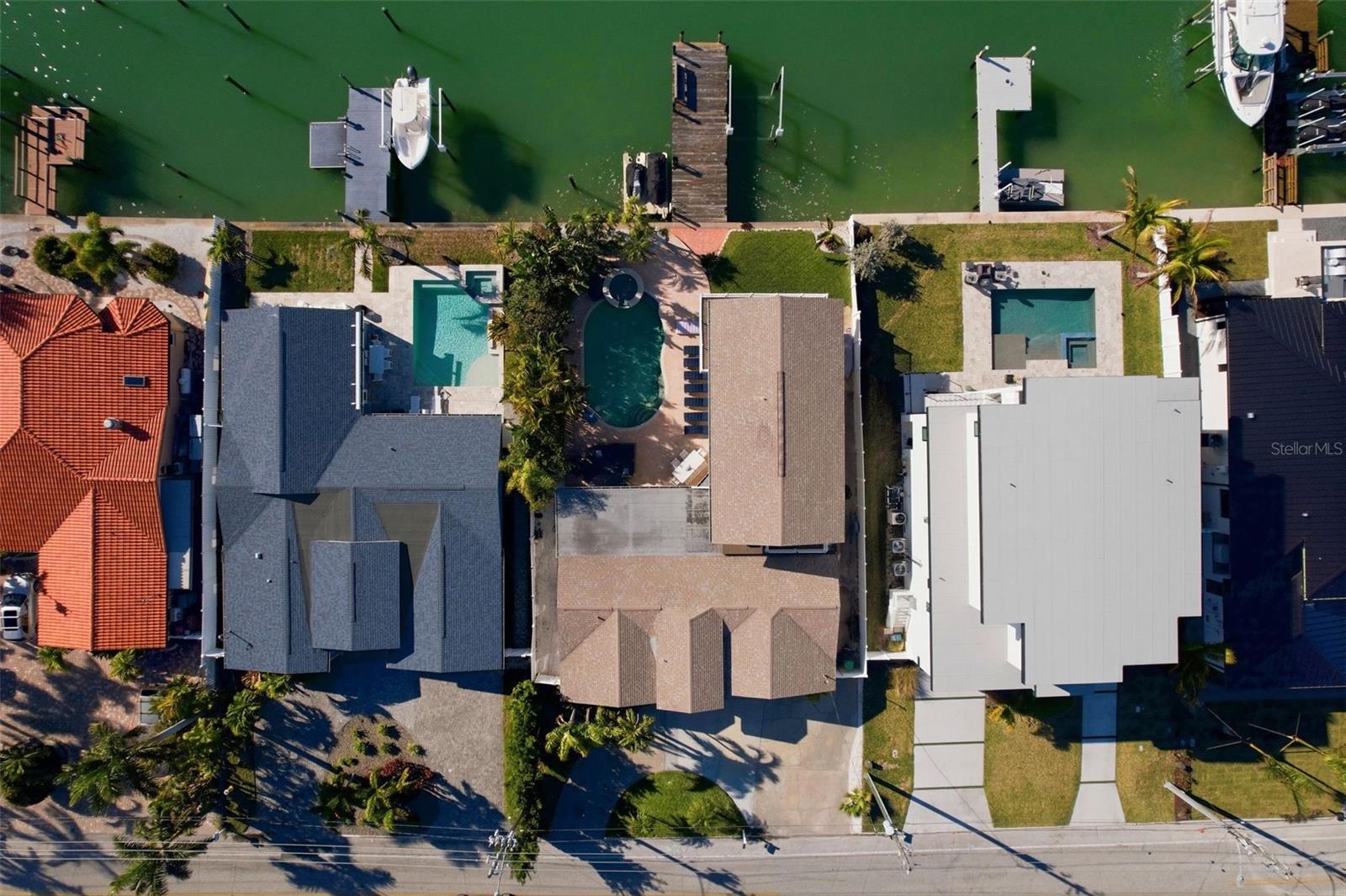 TB8477064 Property Photo