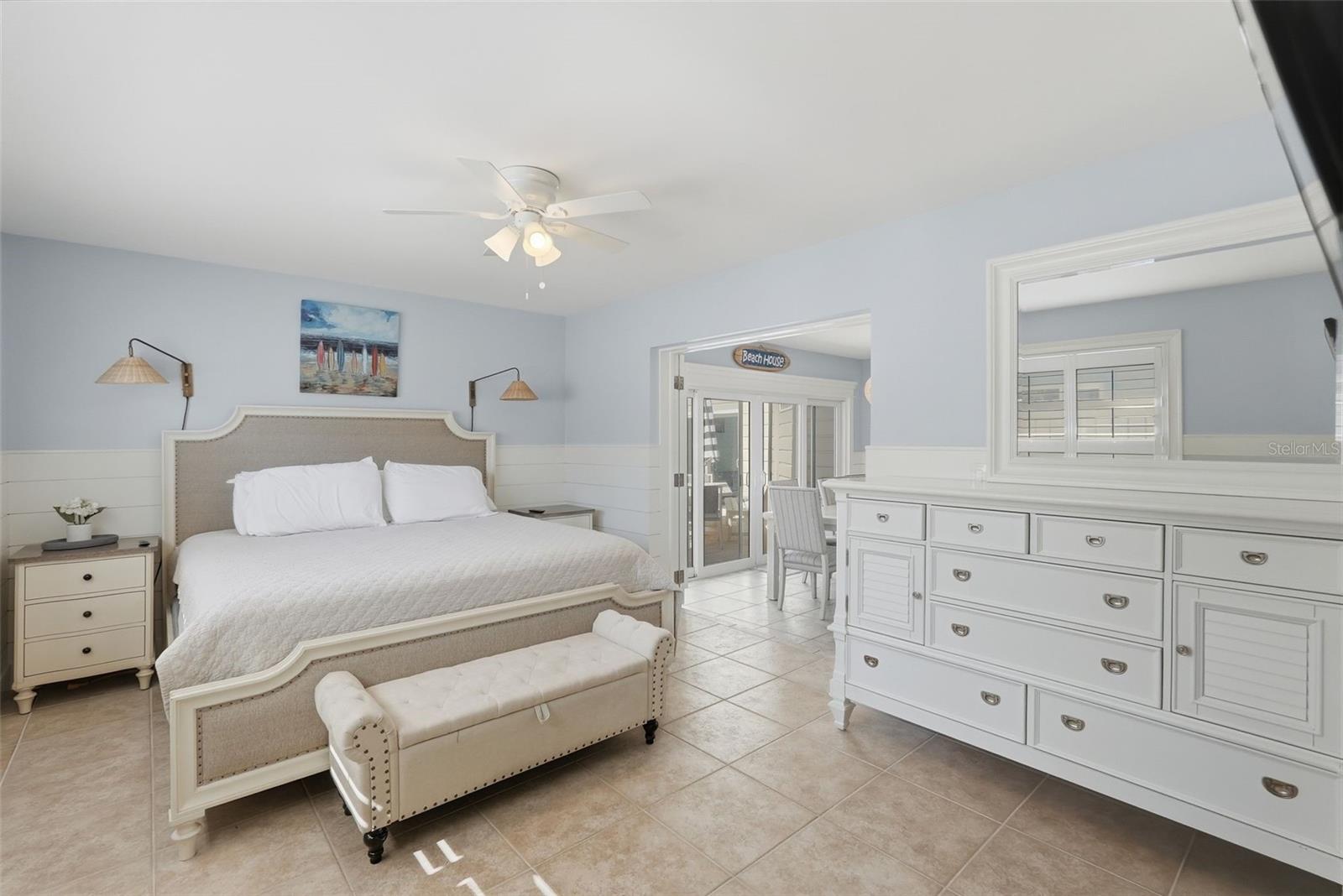 TB8477064 Property Photo