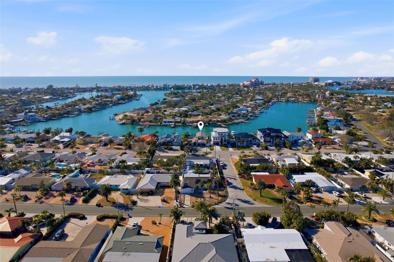 TB8477064 Property Photo