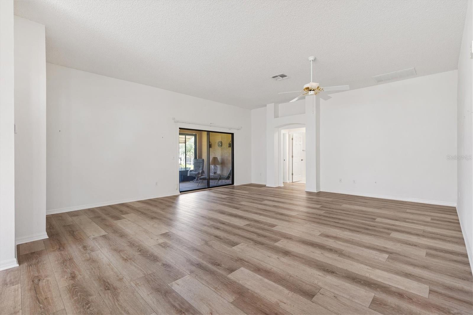 1918 ARMONDO DR, THE VILLAGES, FL, 32159