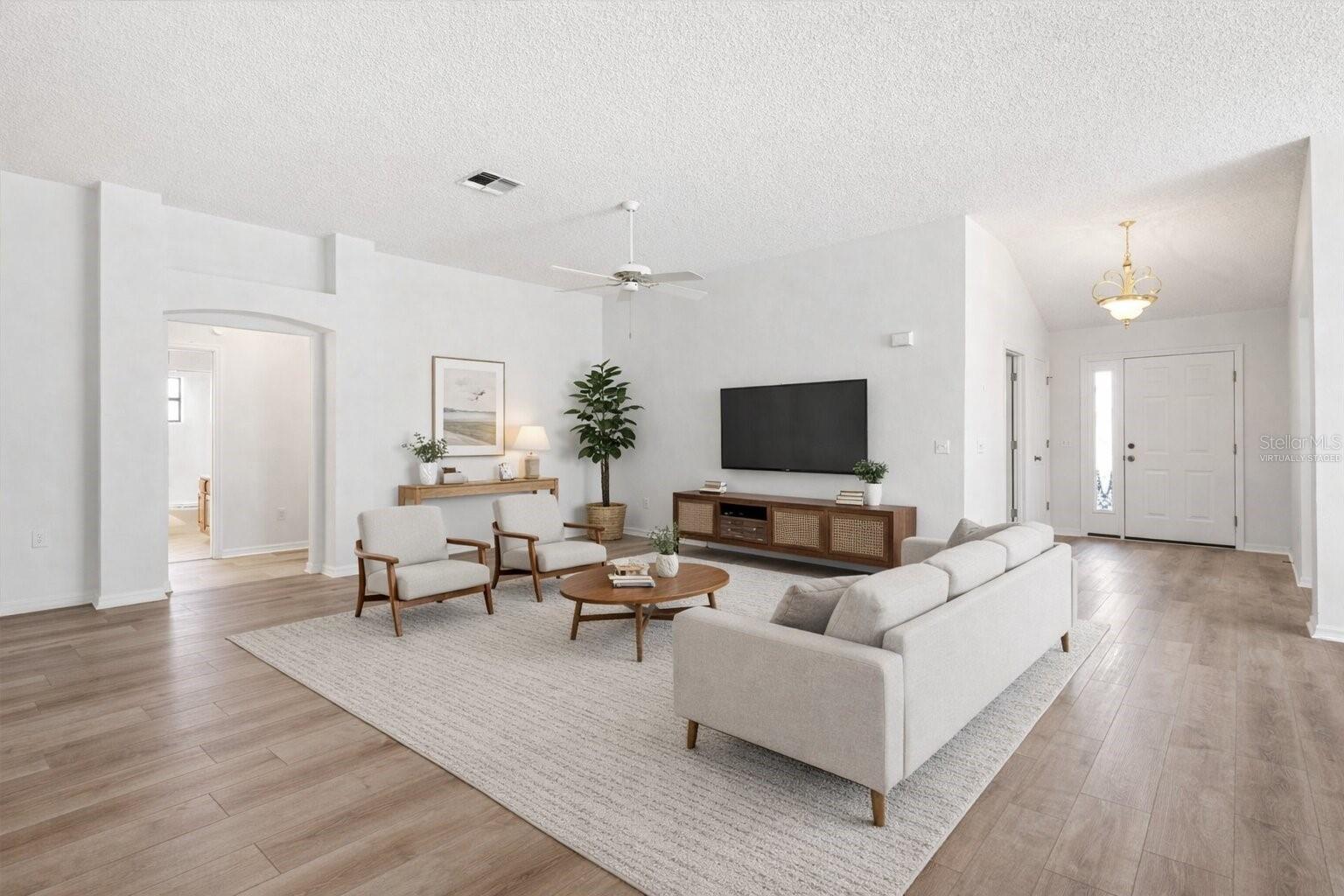 1918 ARMONDO DR, THE VILLAGES, FL, 32159