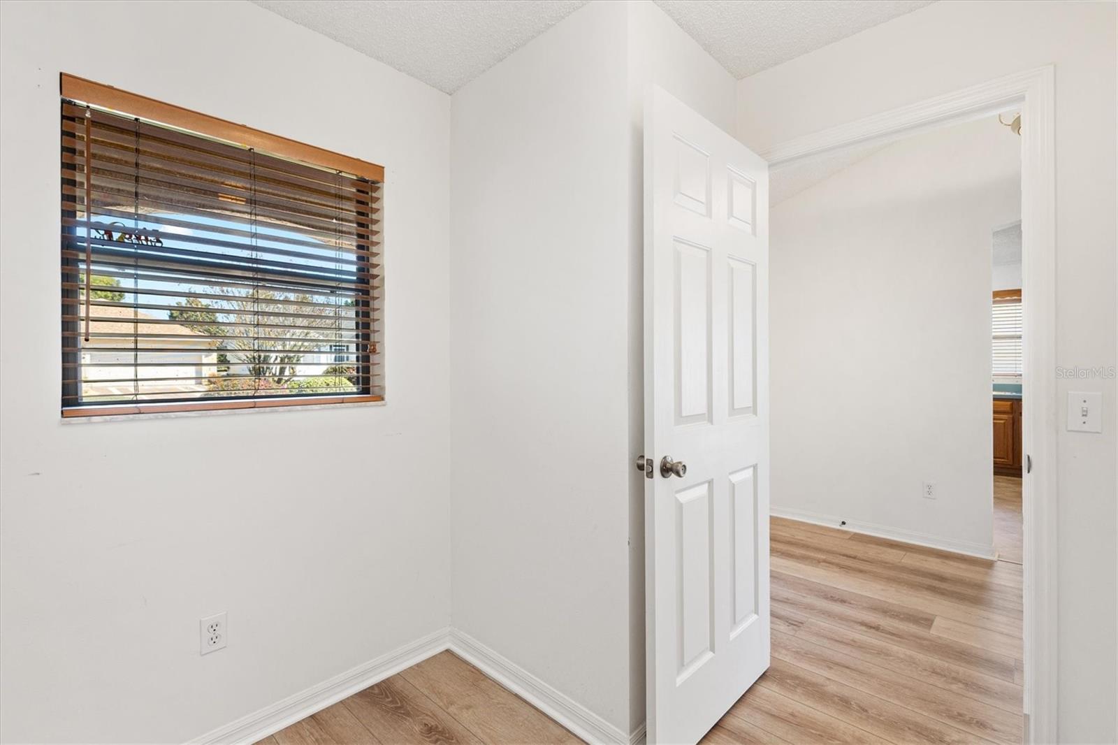 1918 ARMONDO DR, THE VILLAGES, FL, 32159