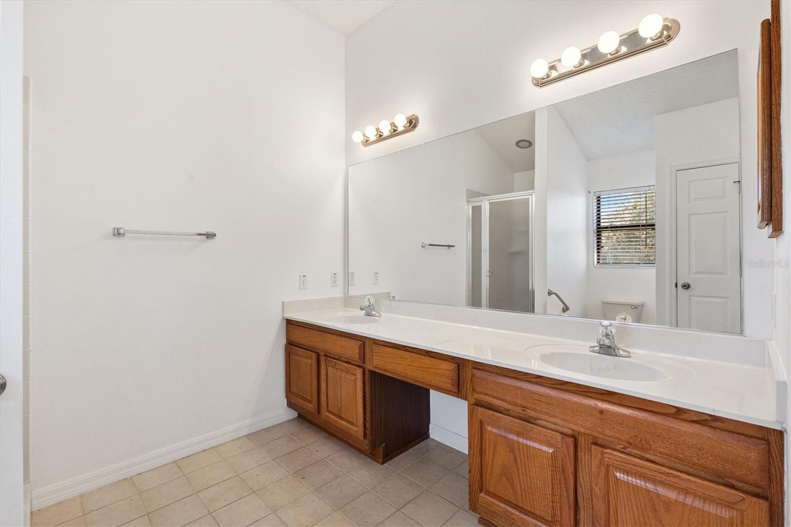 1918 ARMONDO DR, THE VILLAGES, FL, 32159