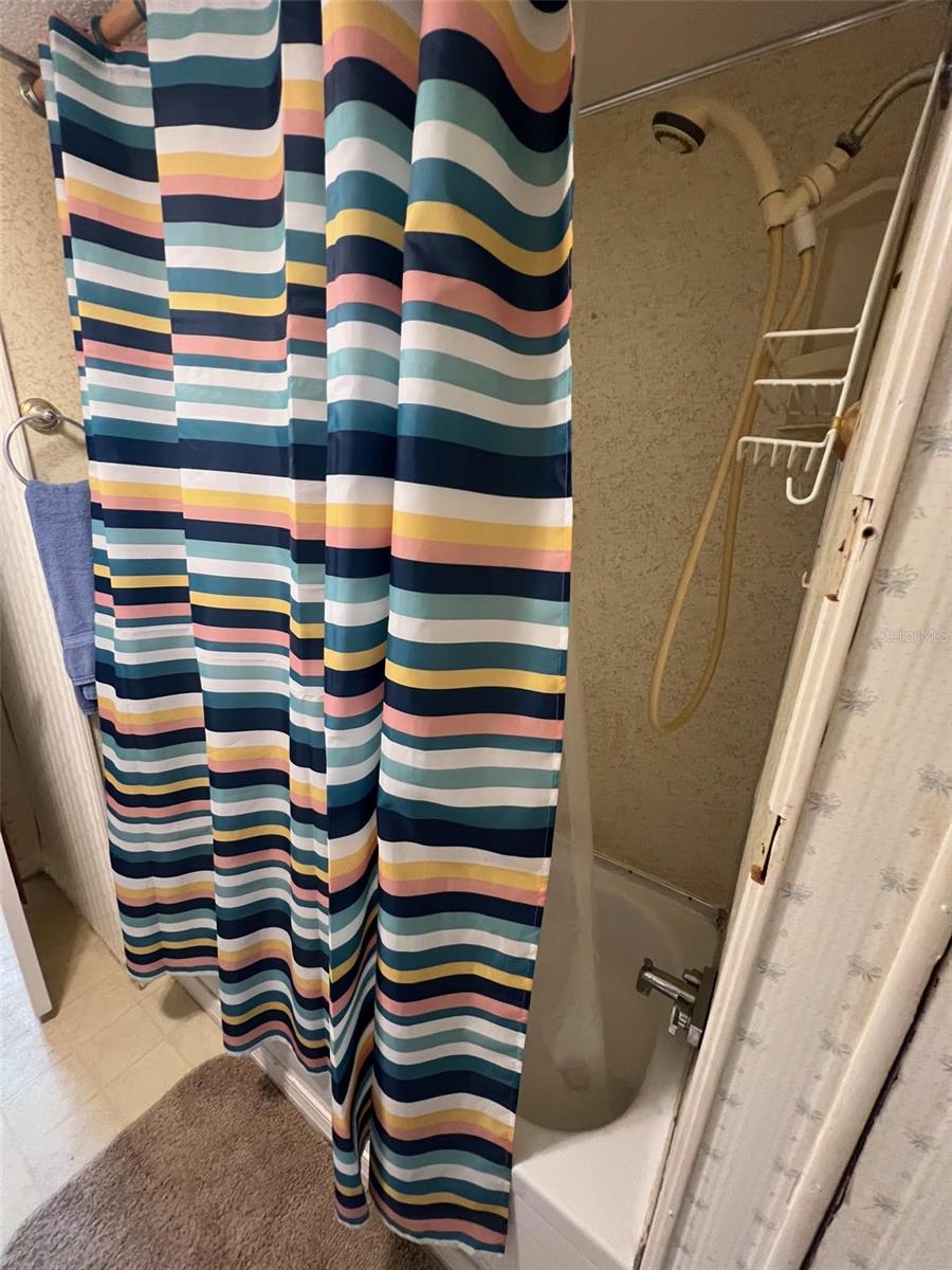 TB8477075 Property Photo