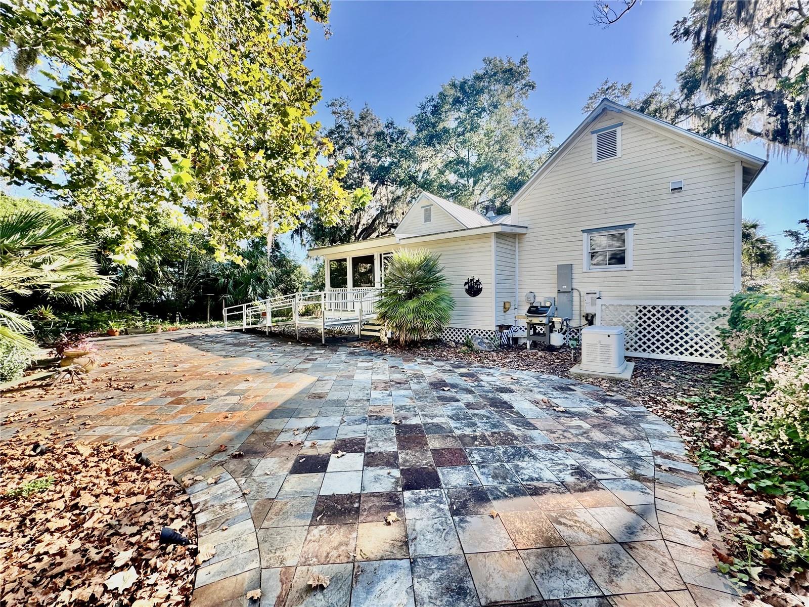 18708 NW 240TH ST, HIGH SPRINGS, FL, 32643