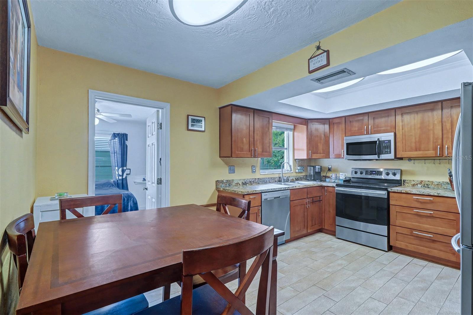 6972 41ST TER N, ST PETERSBURG, FL, 33709