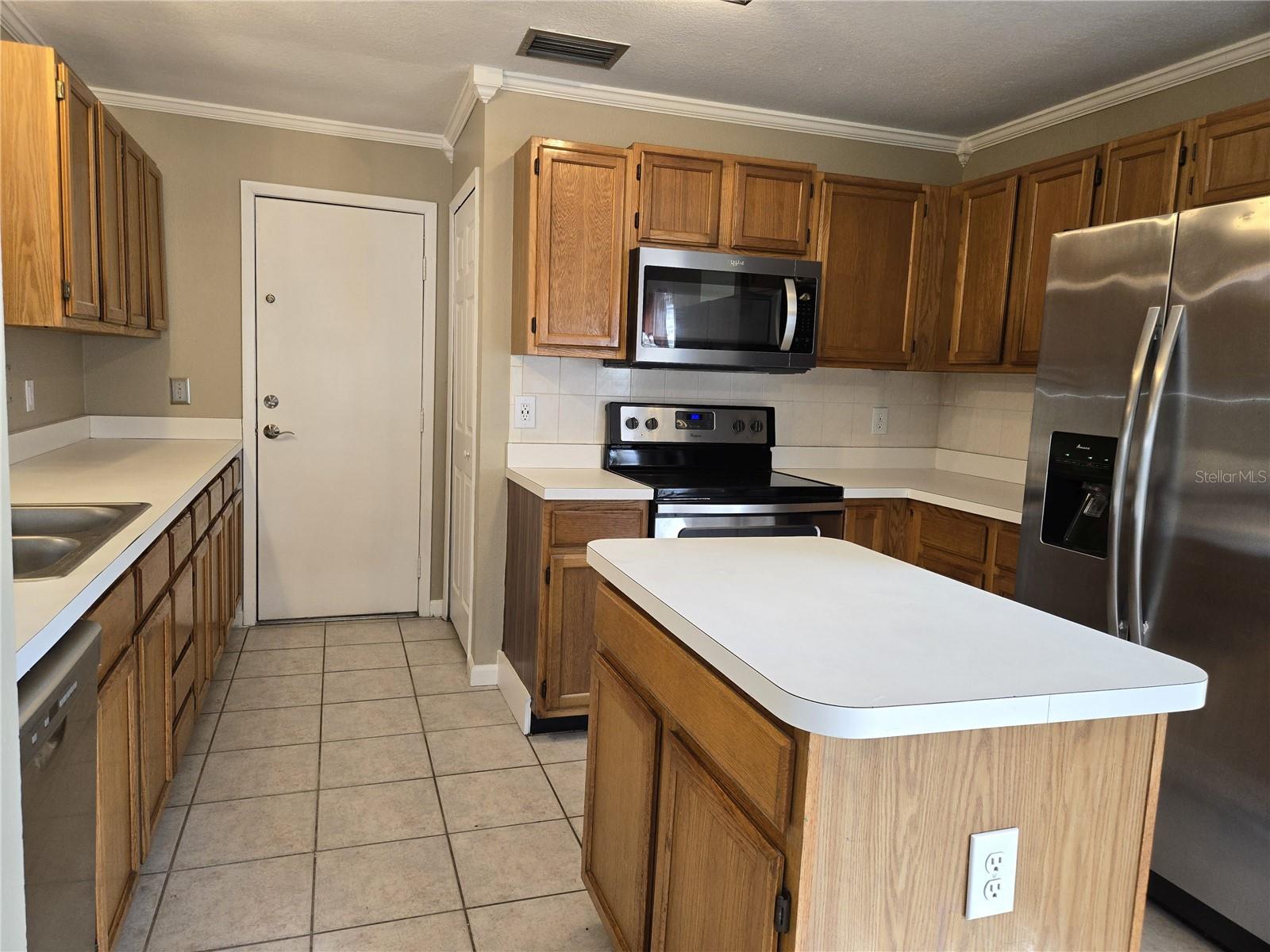 10704 SATINWOOD CIR, ORLANDO, FL, 32825