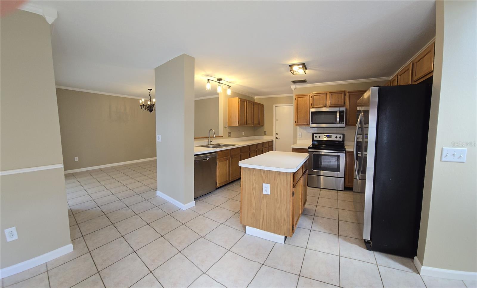 10704 SATINWOOD CIR, ORLANDO, FL, 32825