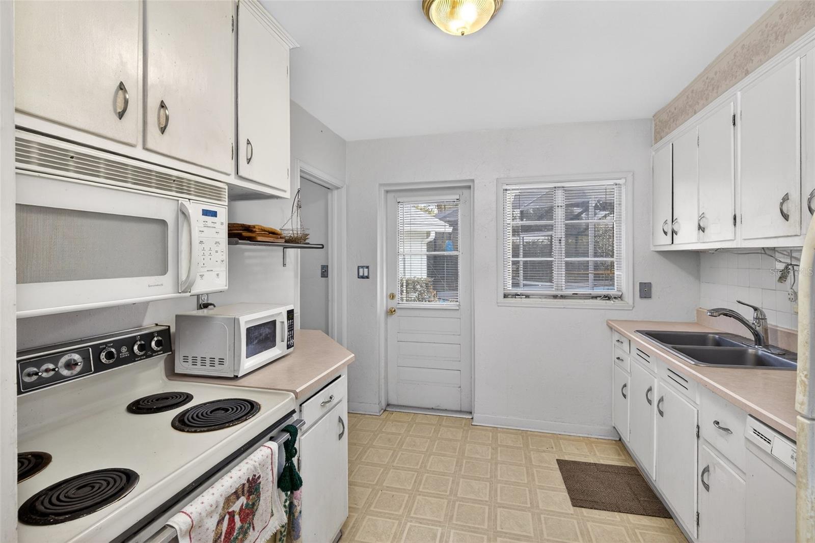 821 WINTHROP PL, ORLANDO, FL, 32803