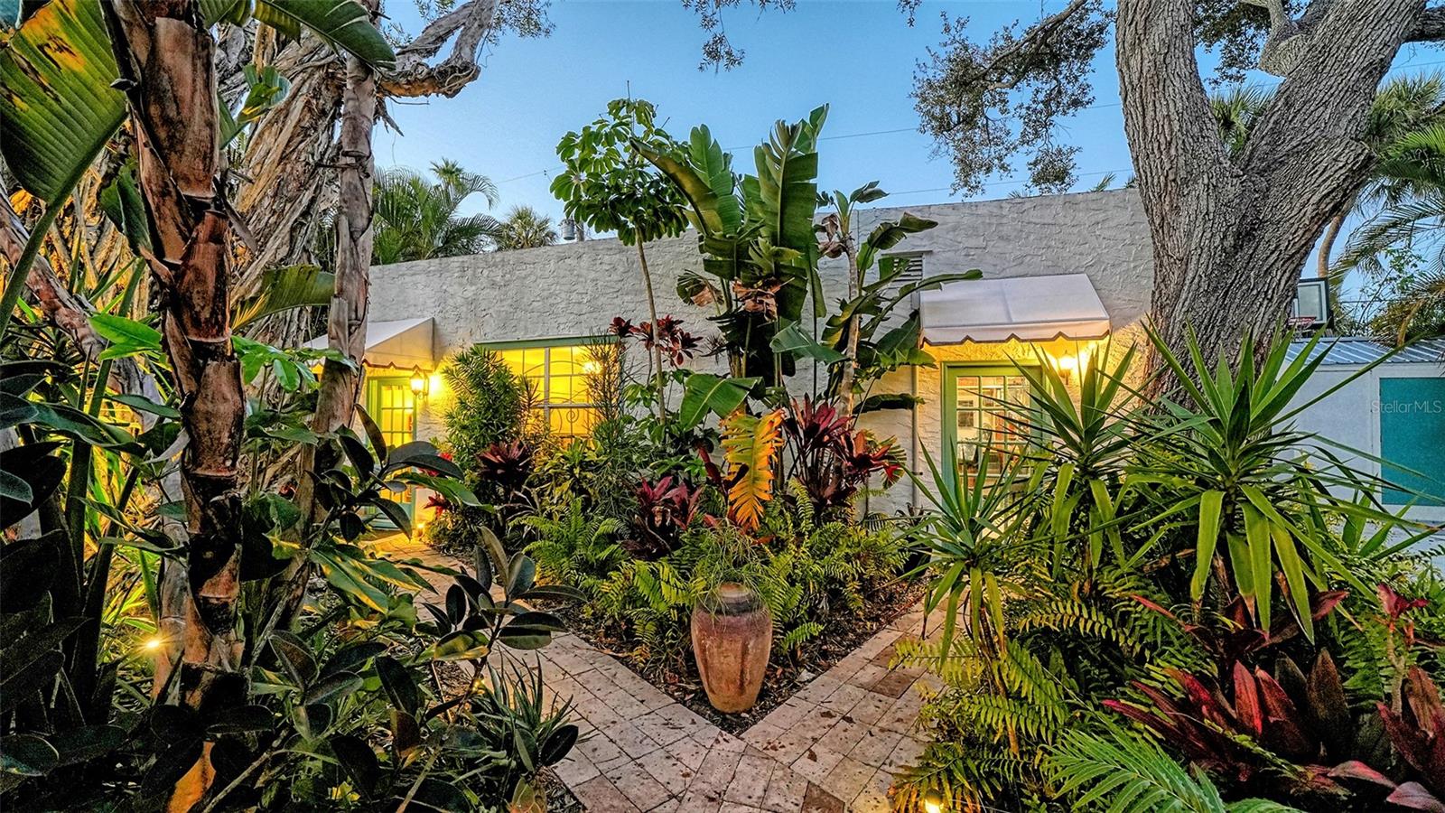 A4682843 Property Photo