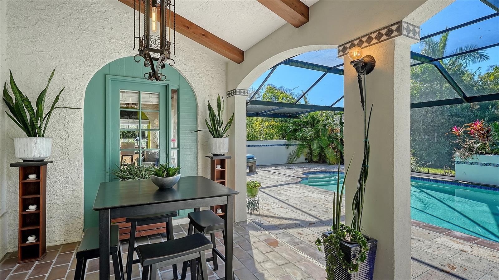 A4682843 Property Photo