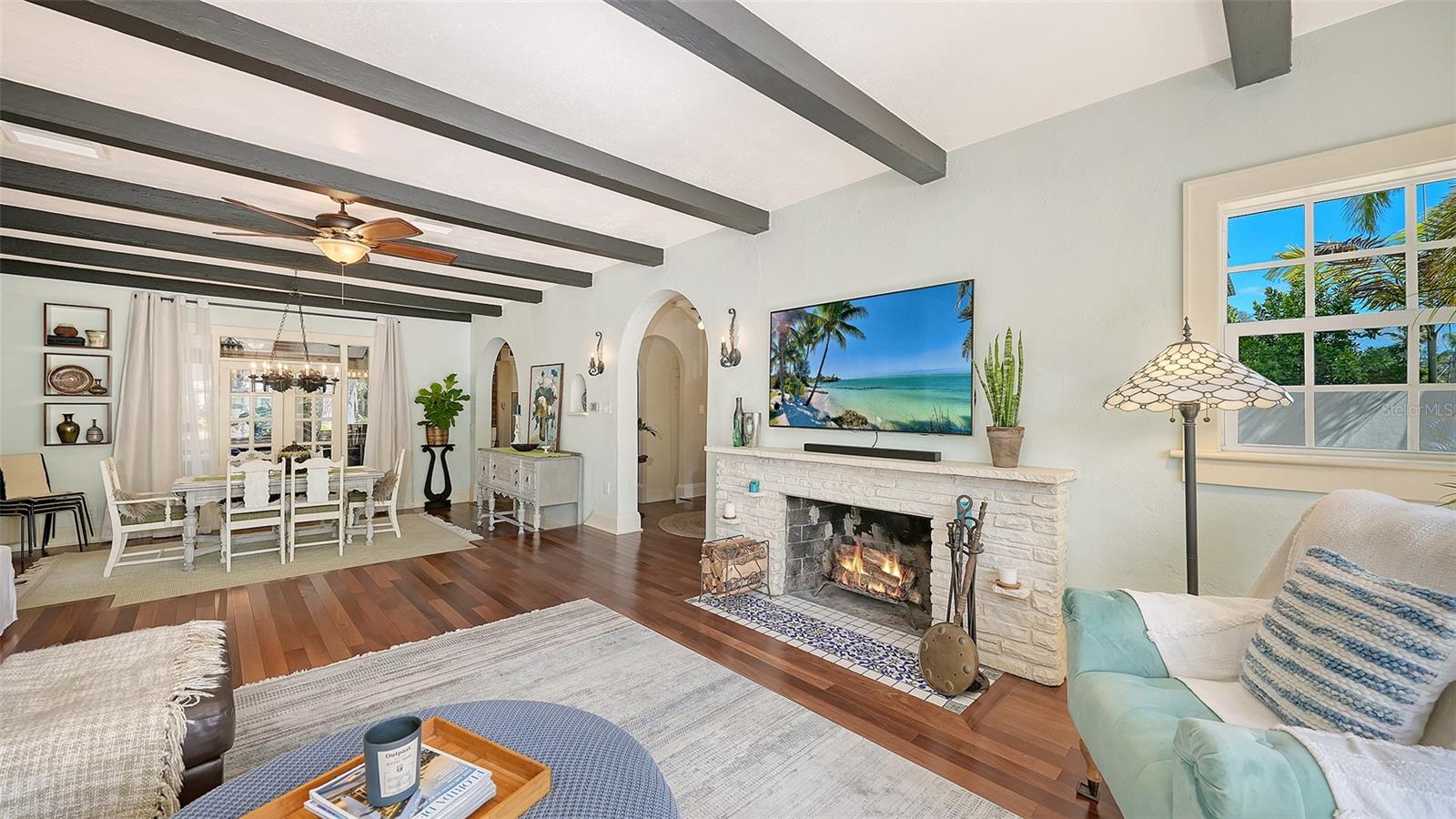 A4682843 Property Photo