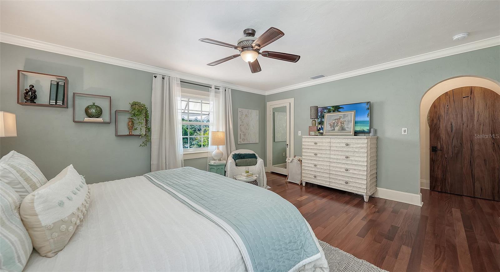 A4682843 Property Photo