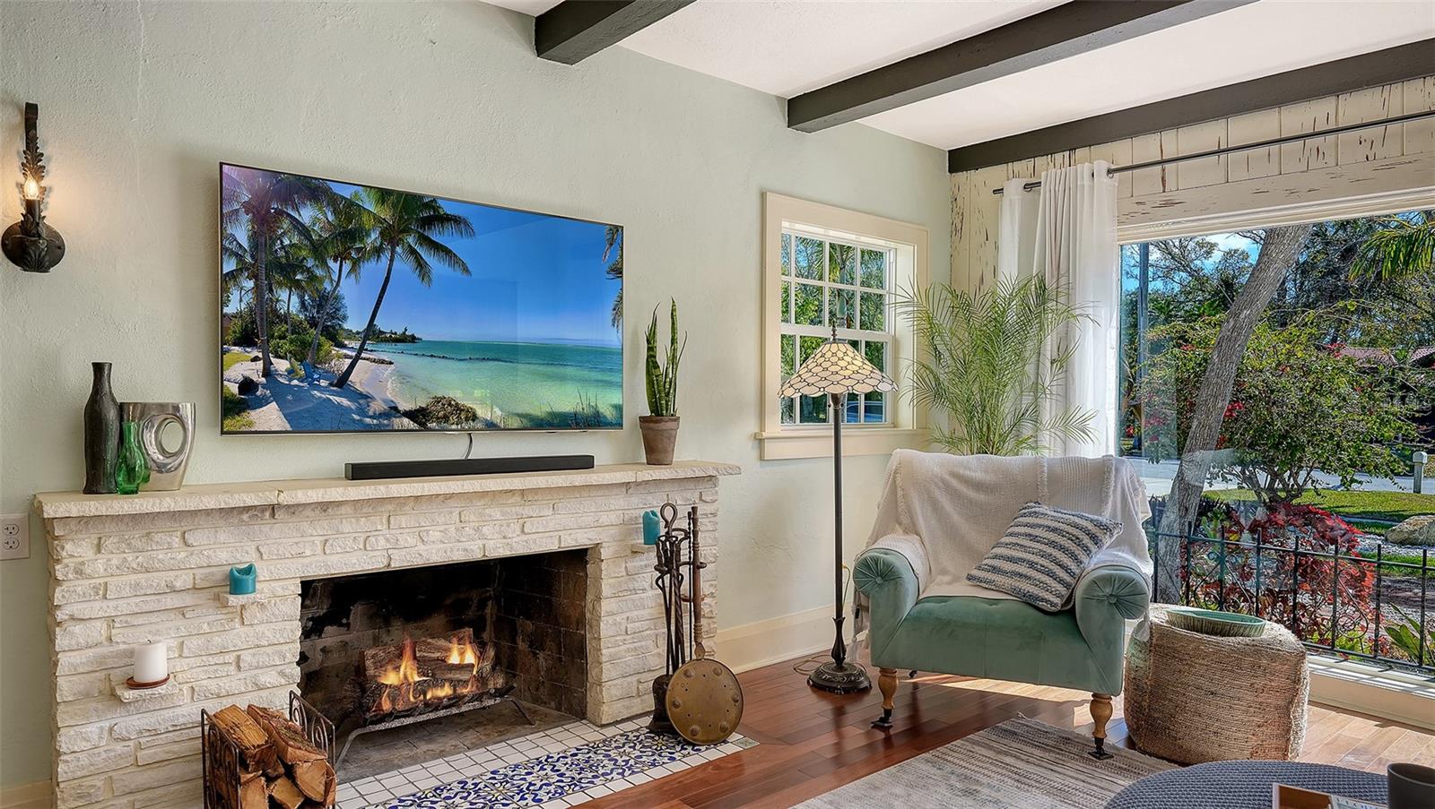 A4682843 Property Photo