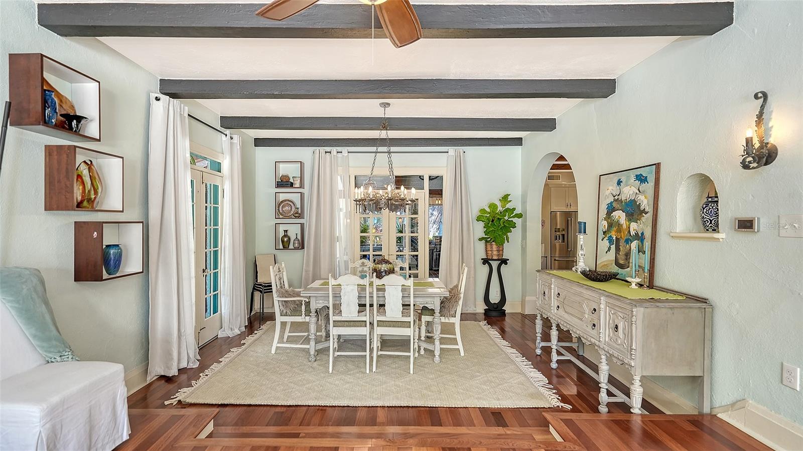 A4682843 Property Photo