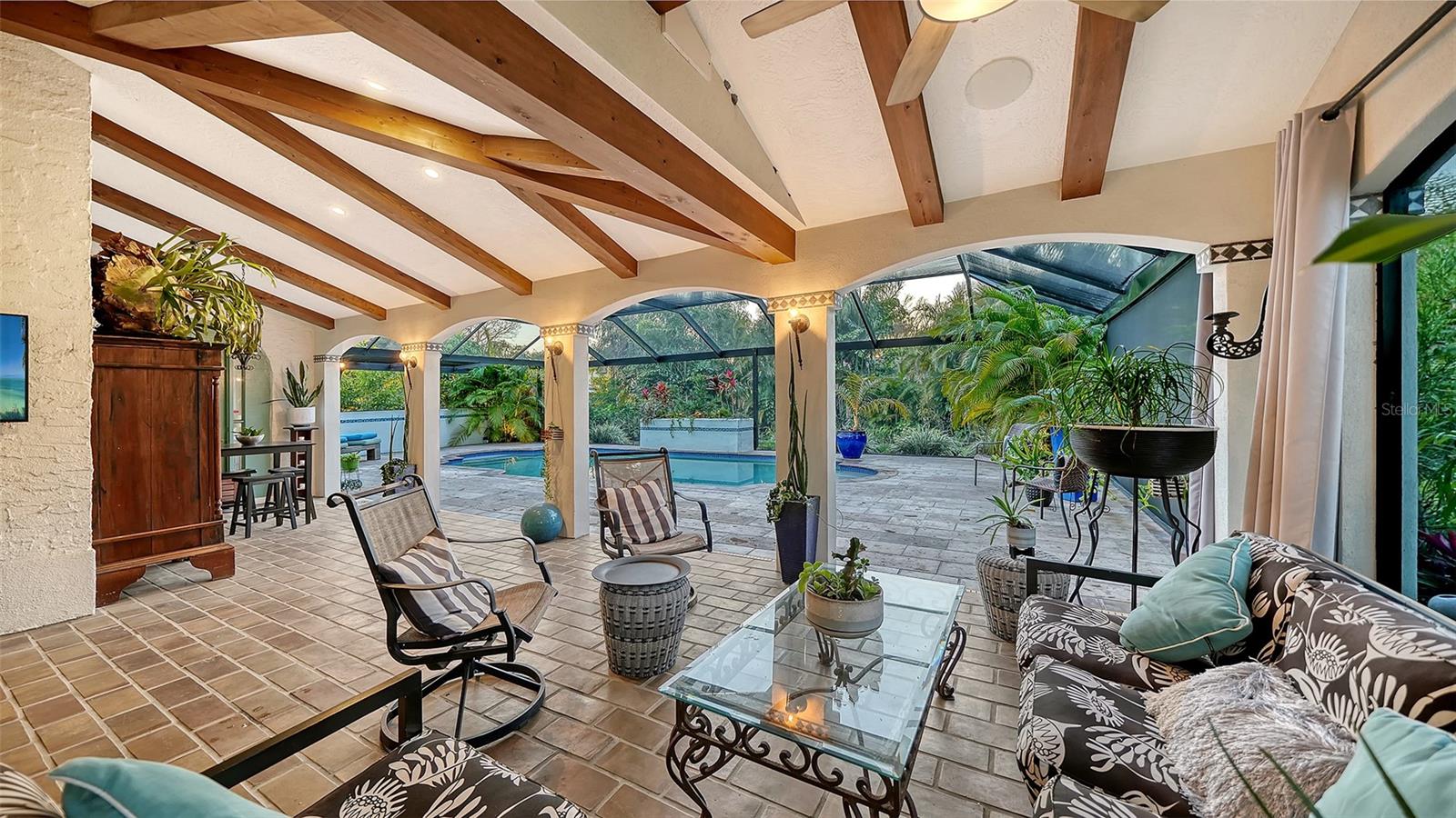 A4682843 Property Photo