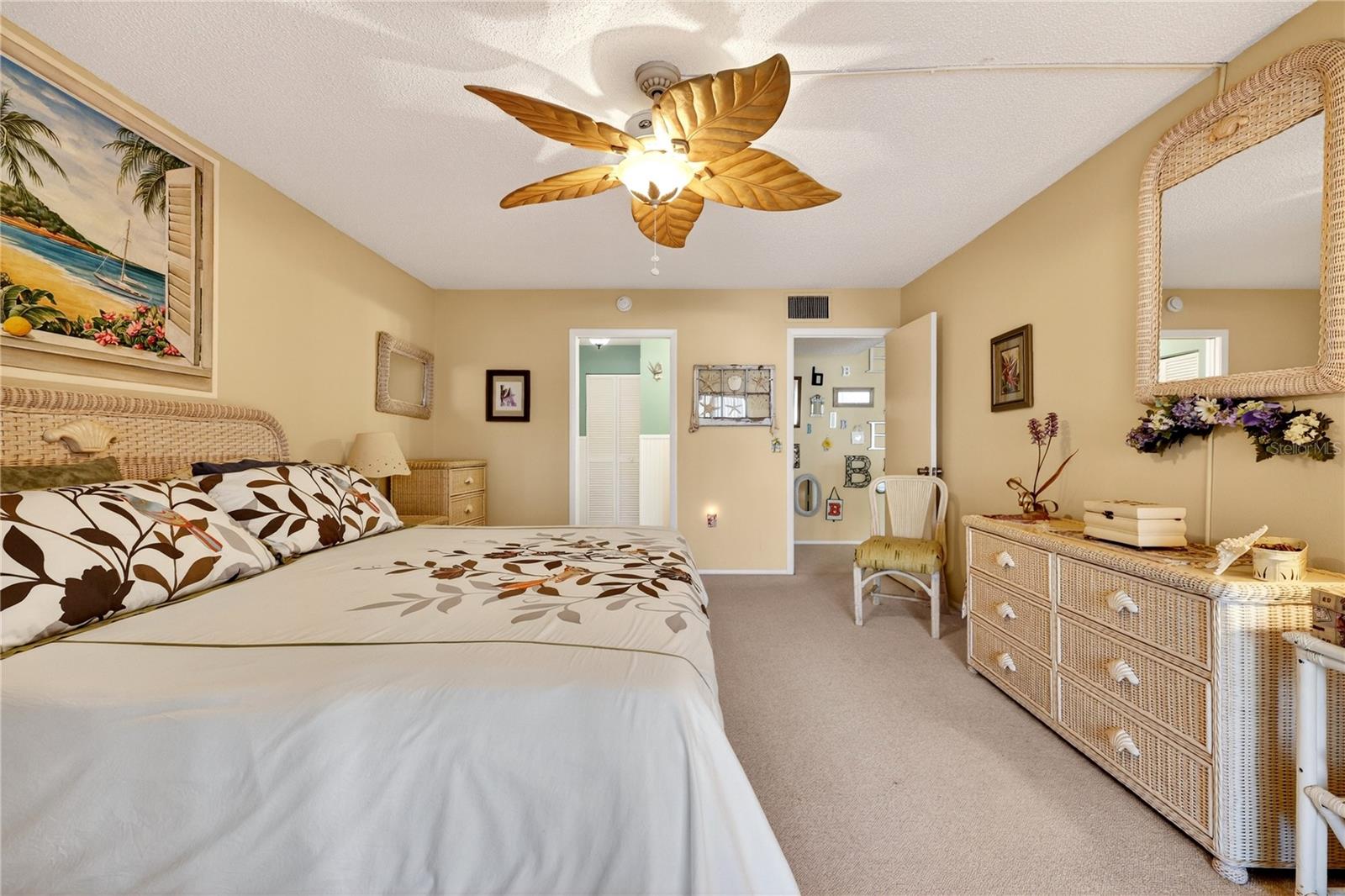 521 LAKESIDE DR #521, BRADENTON, FL, 34210