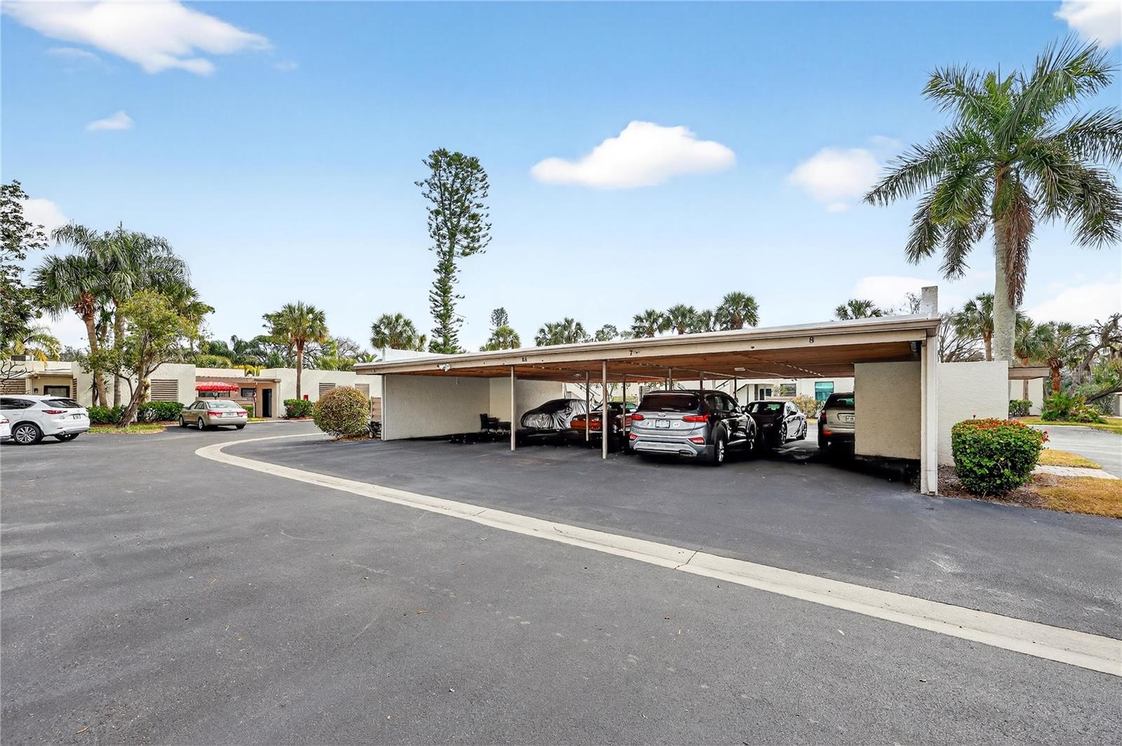 521 LAKESIDE DR #521, BRADENTON, FL, 34210