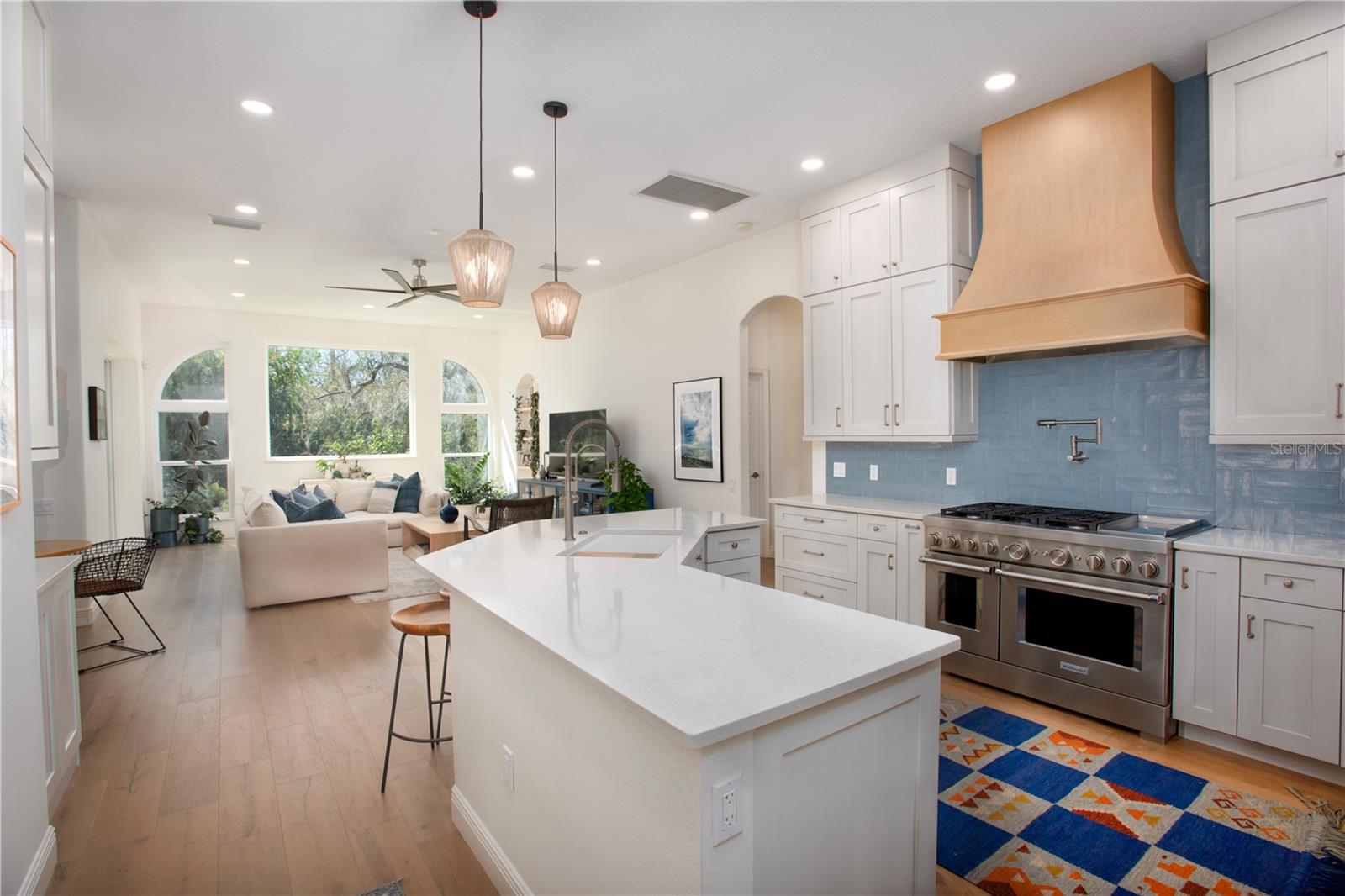 4586 DEL SOL BLVD S, SARASOTA, FL, 34243