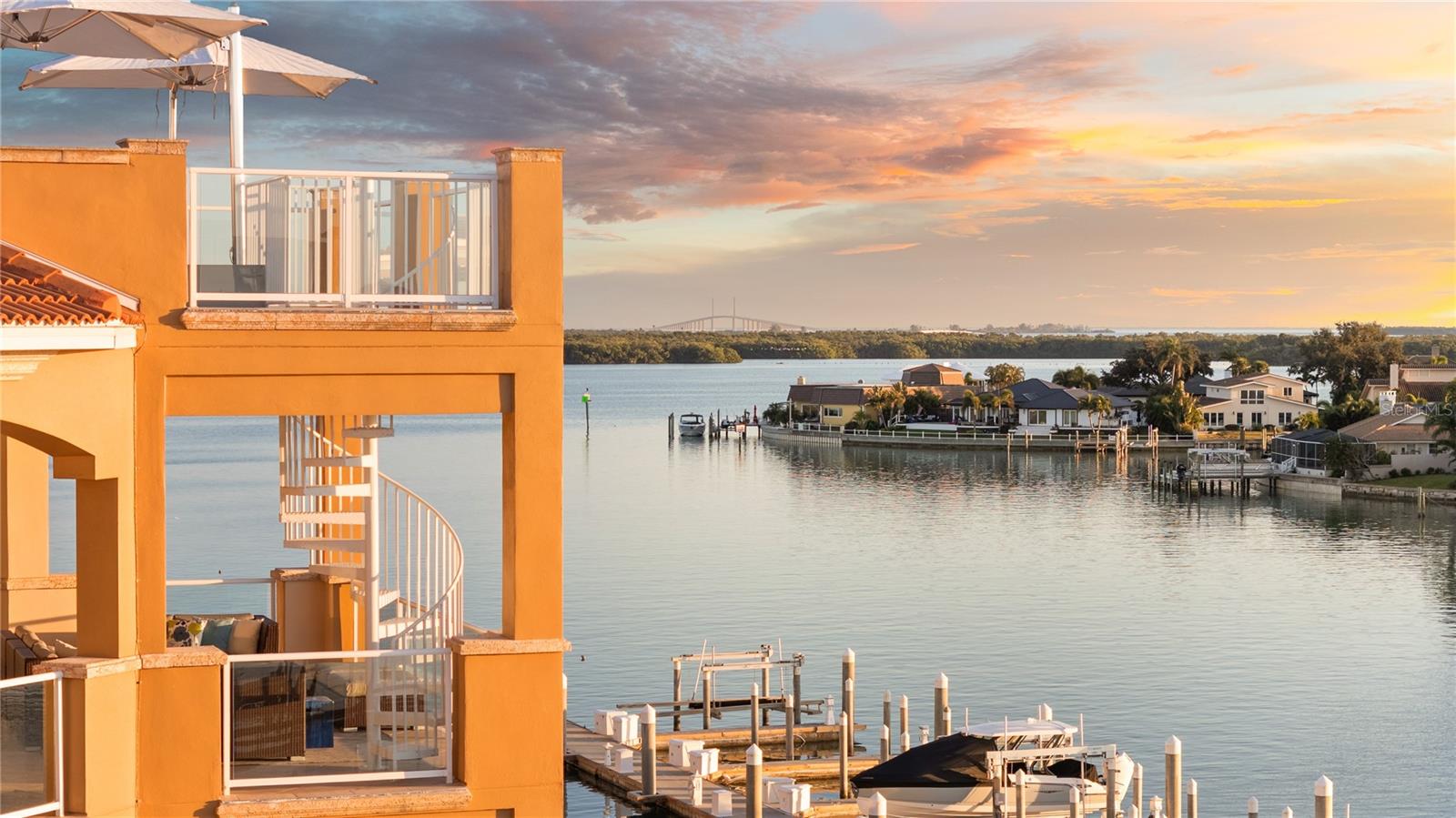 TB8477138 Property Photo