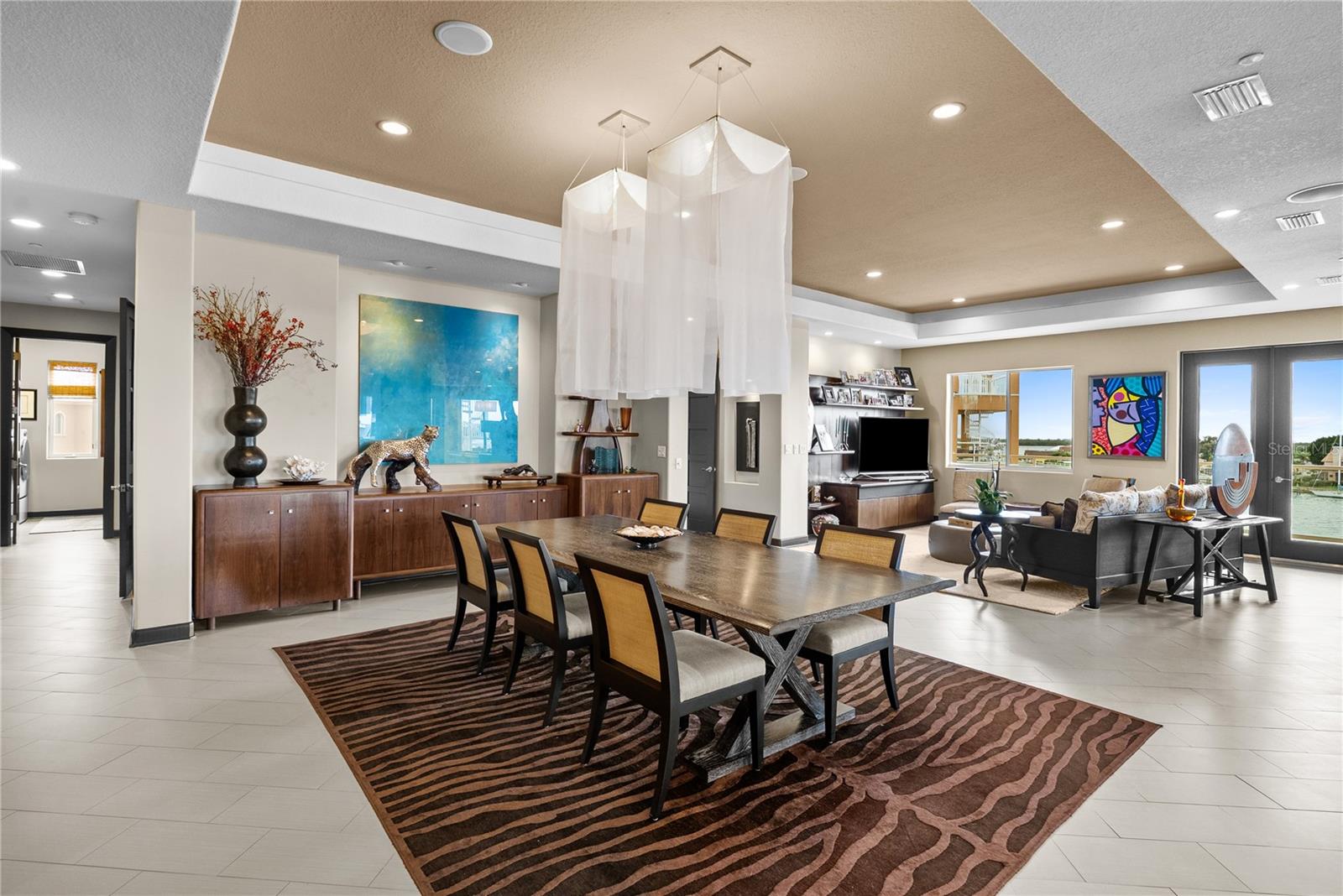 TB8477138 Property Photo