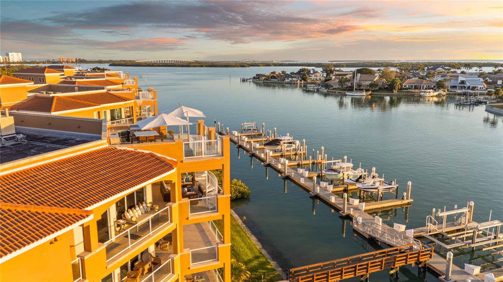 TB8477138 Property Photo