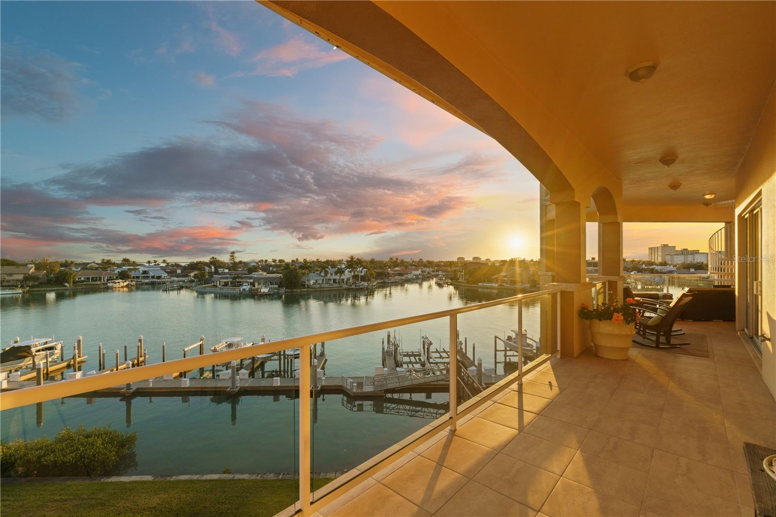 TB8477138 Property Photo