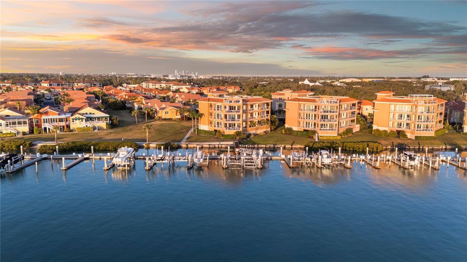 TB8477138 Property Photo