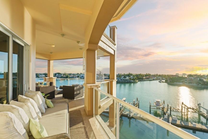 TB8477138 Property Photo