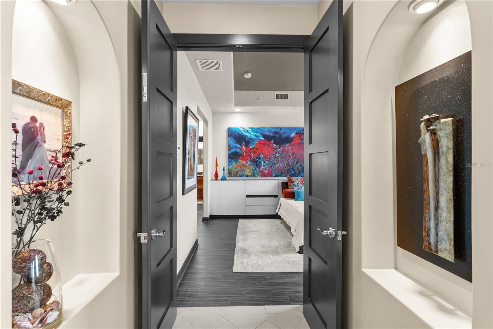 TB8477138 Property Photo