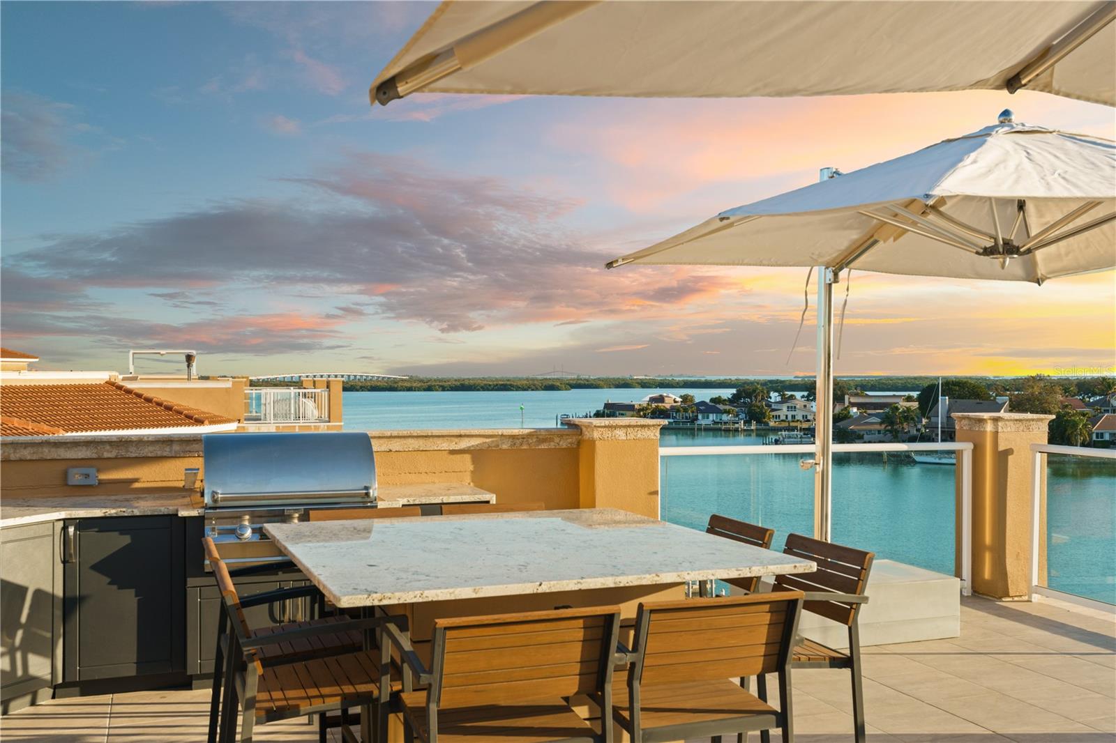 TB8477138 Property Photo