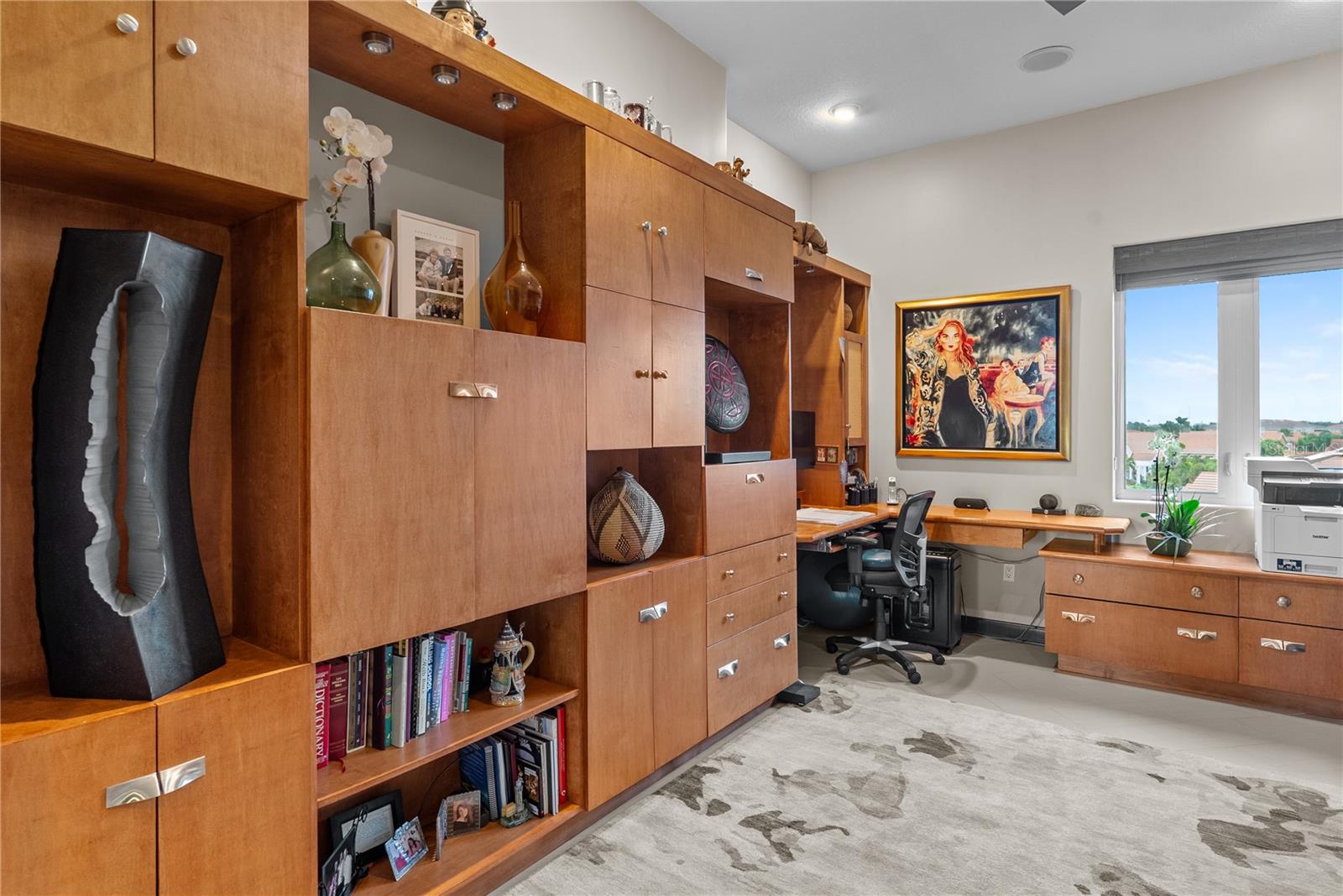 TB8477138 Property Photo