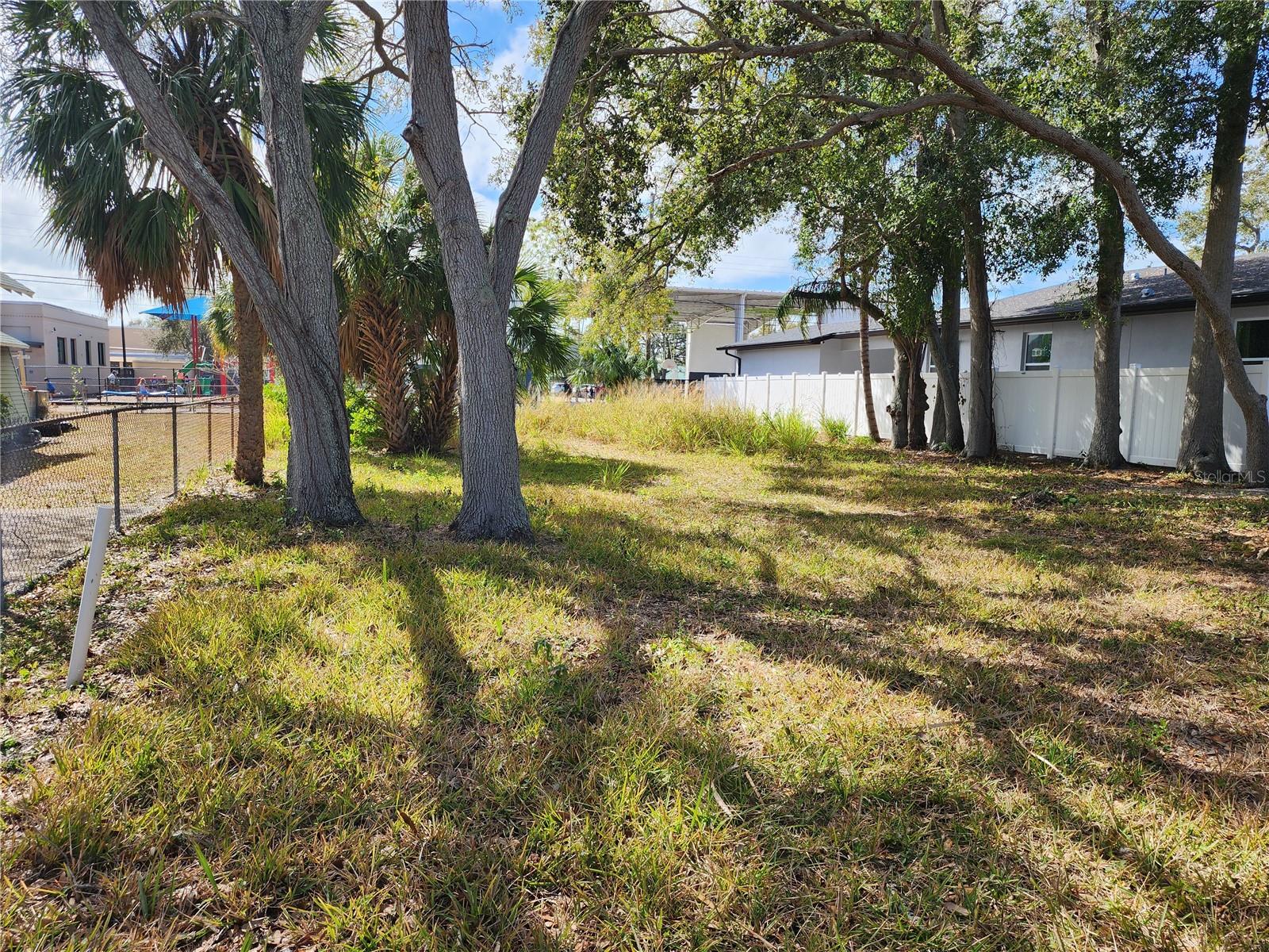 1054 16TH AVE S, ST PETERSBURG, FL, 33705