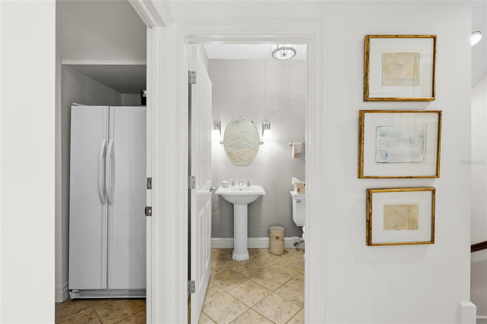 TB8477140 Property Photo