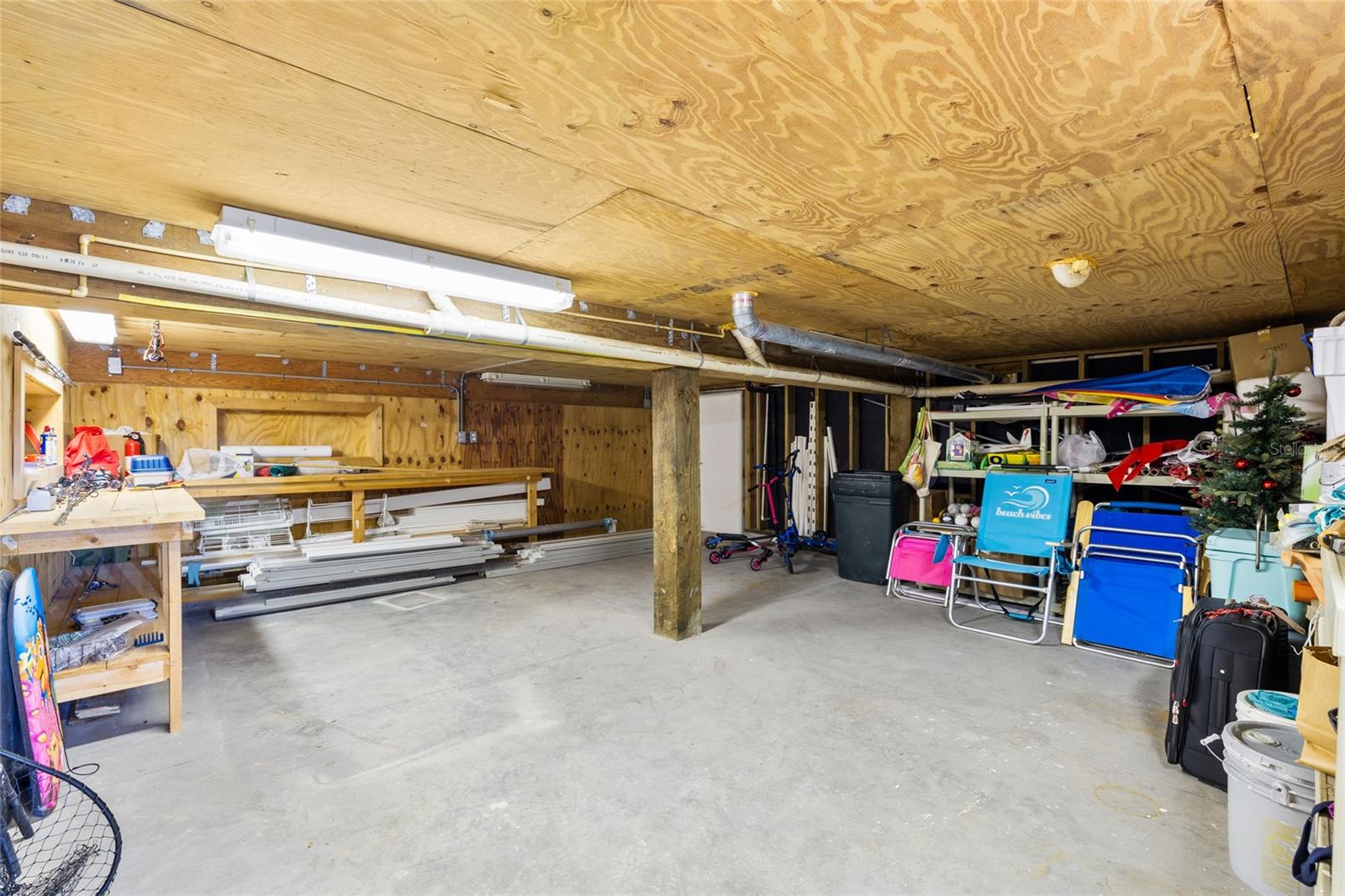 TB8477140 Property Photo