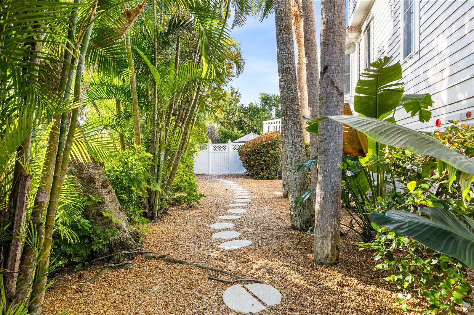 TB8477140 Property Photo