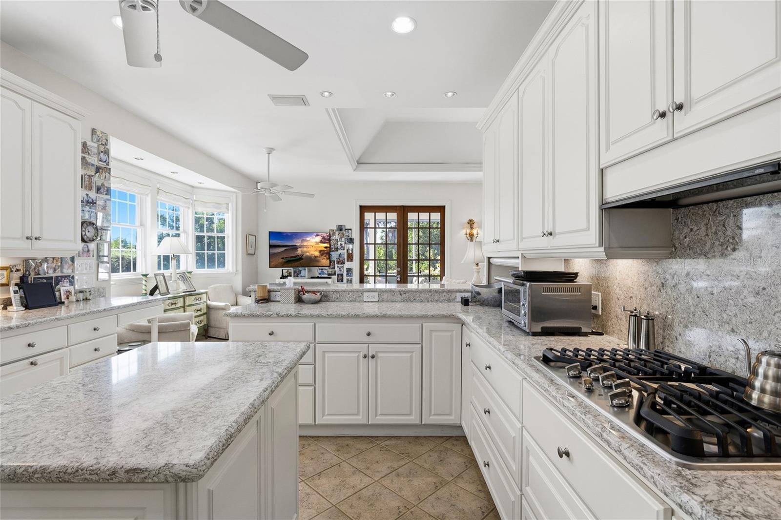 TB8477140 Property Photo