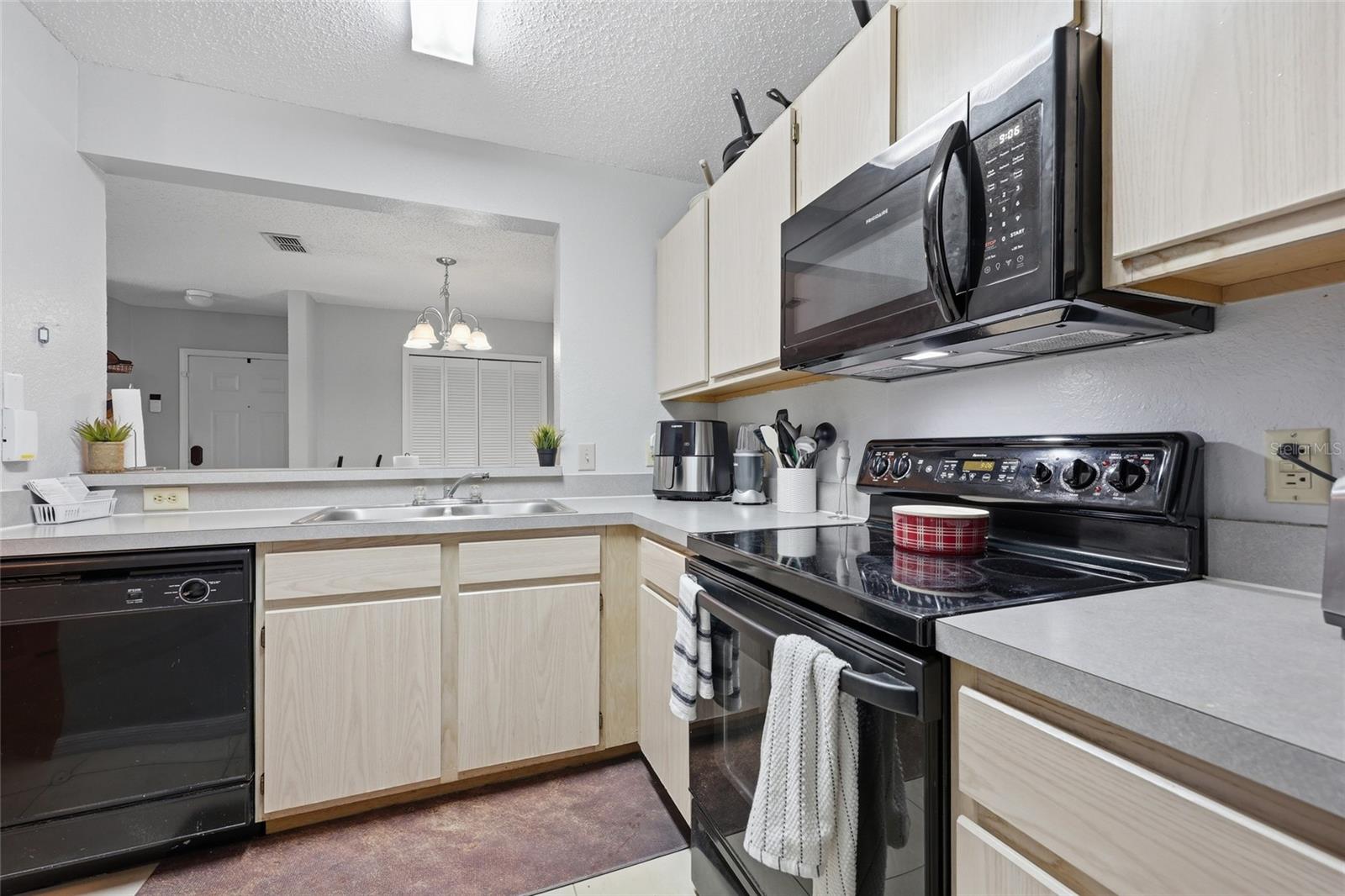 3705 SW 27TH ST #717, GAINESVILLE, FL, 32608