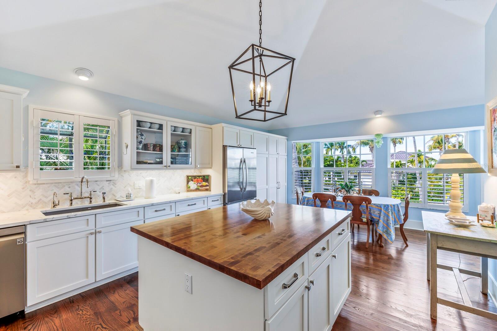 D6146203 Property Photo