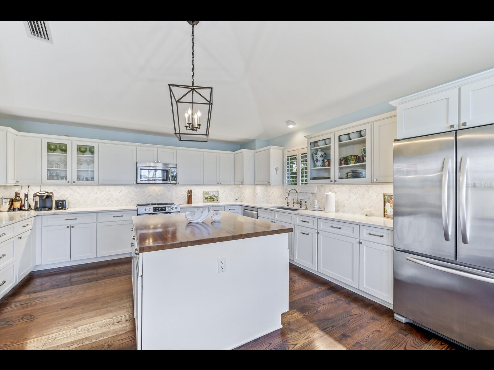 1678 JOSE GASPAR DR, BOCA GRANDE, FL, 33921